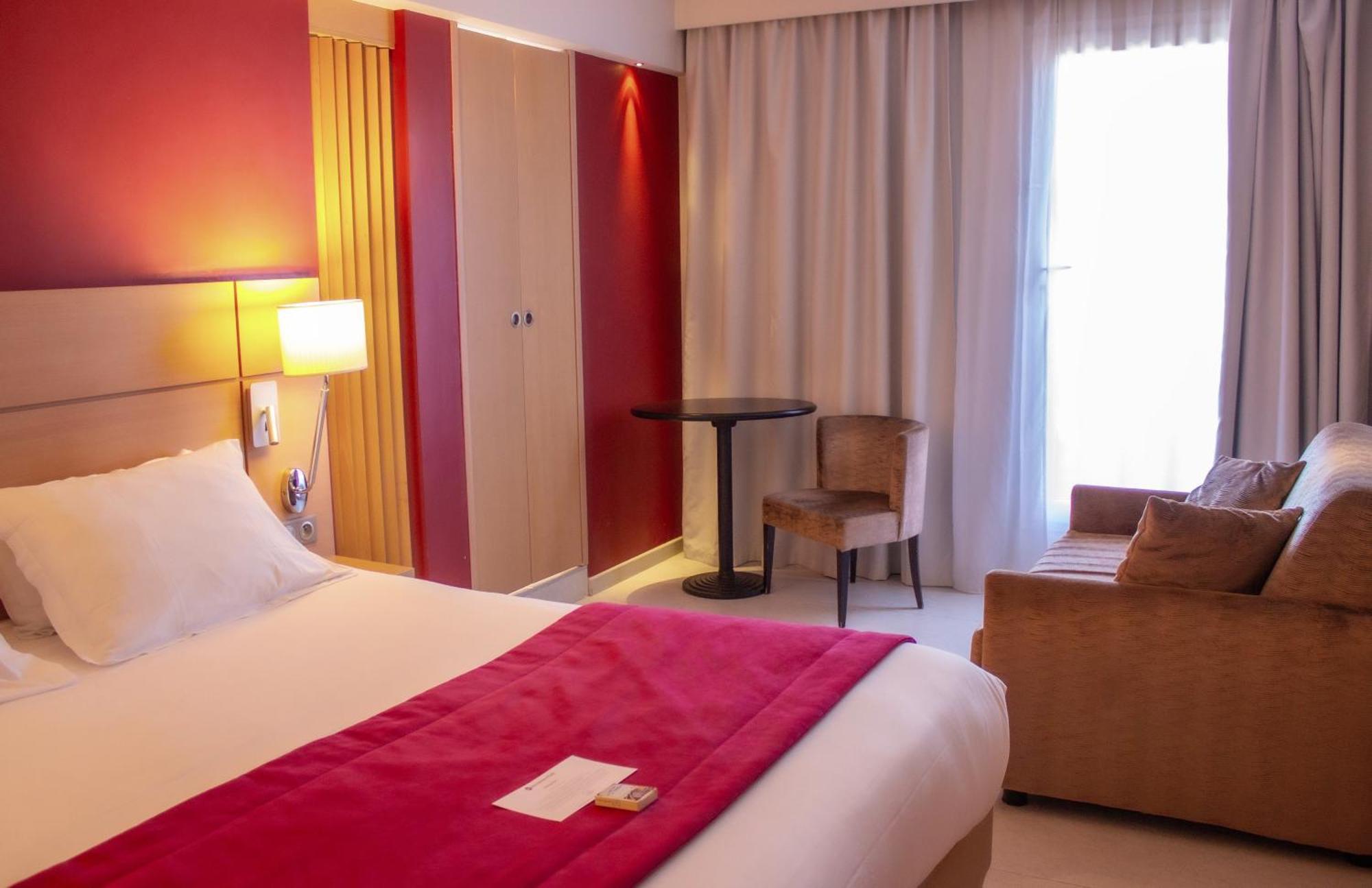 Best Western Plus Le Lavarin Aviñón Exterior foto